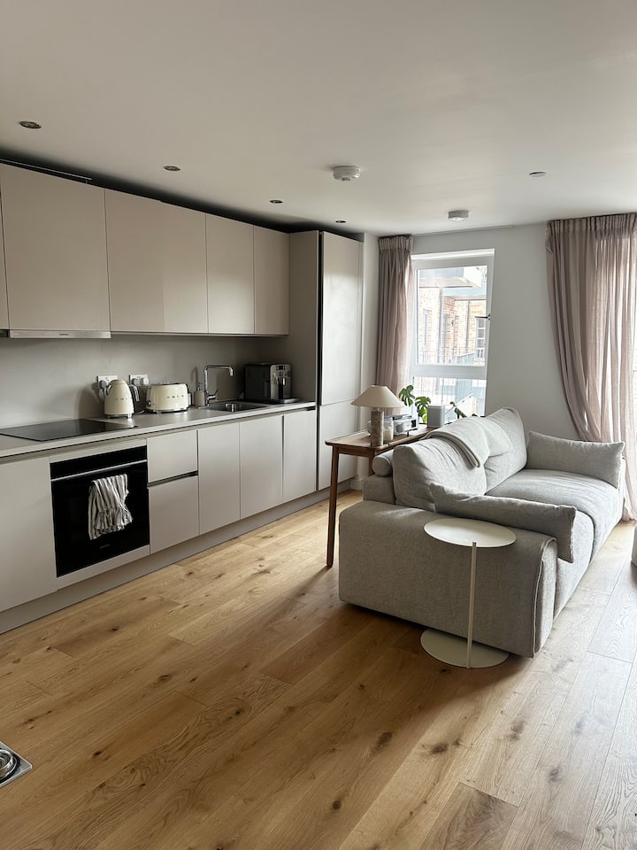 New Town Apartment - Leith