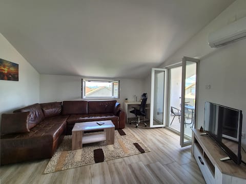 Successful Airbnb property: Sasa · Peaceful 2BR Apt with Ultra-Fast WiFi in Podgorica
