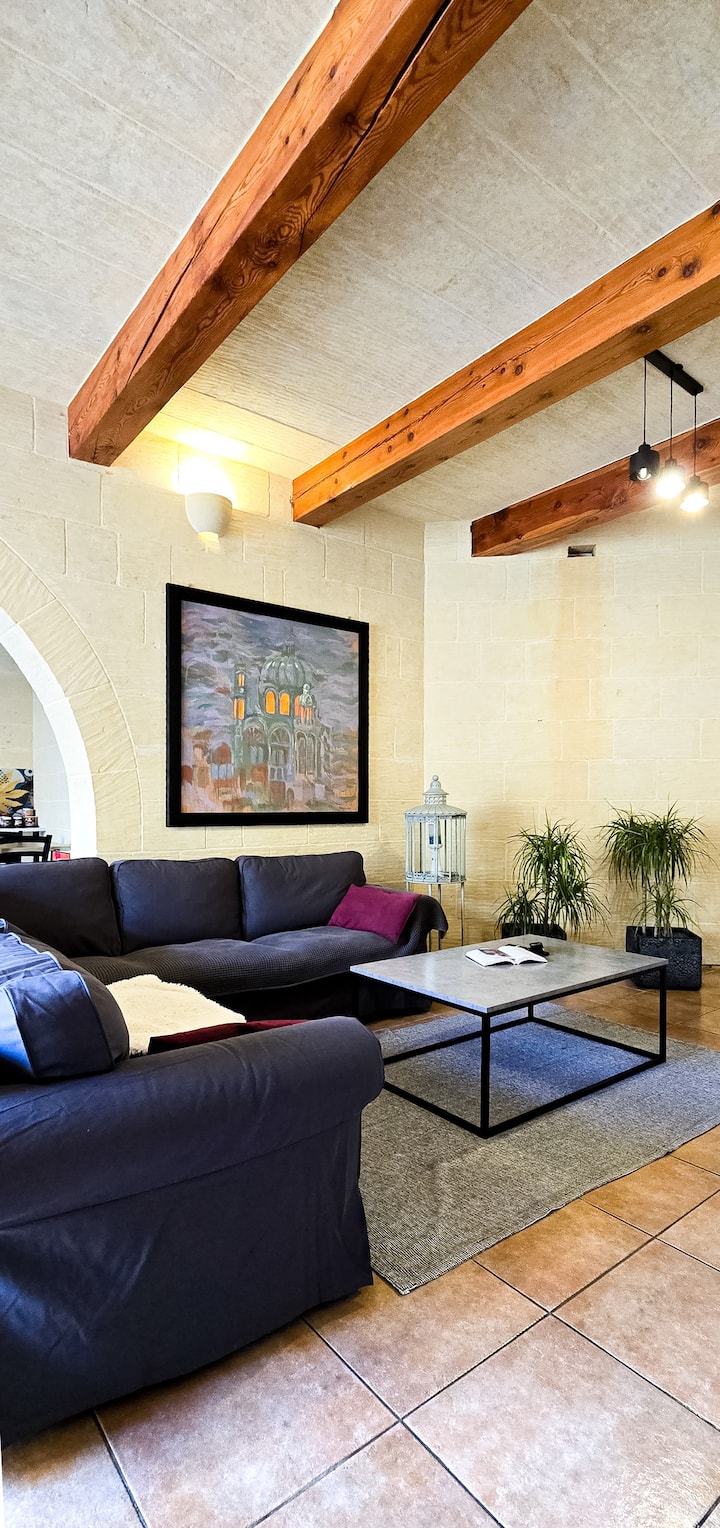 Sunny Villa With Pool - Malta