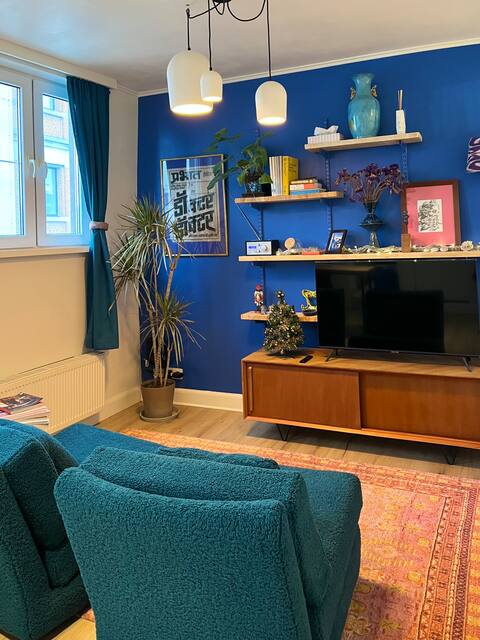 Successful Airbnb property: Colourful & cosy studio in trendy 'South' in Antwerpen