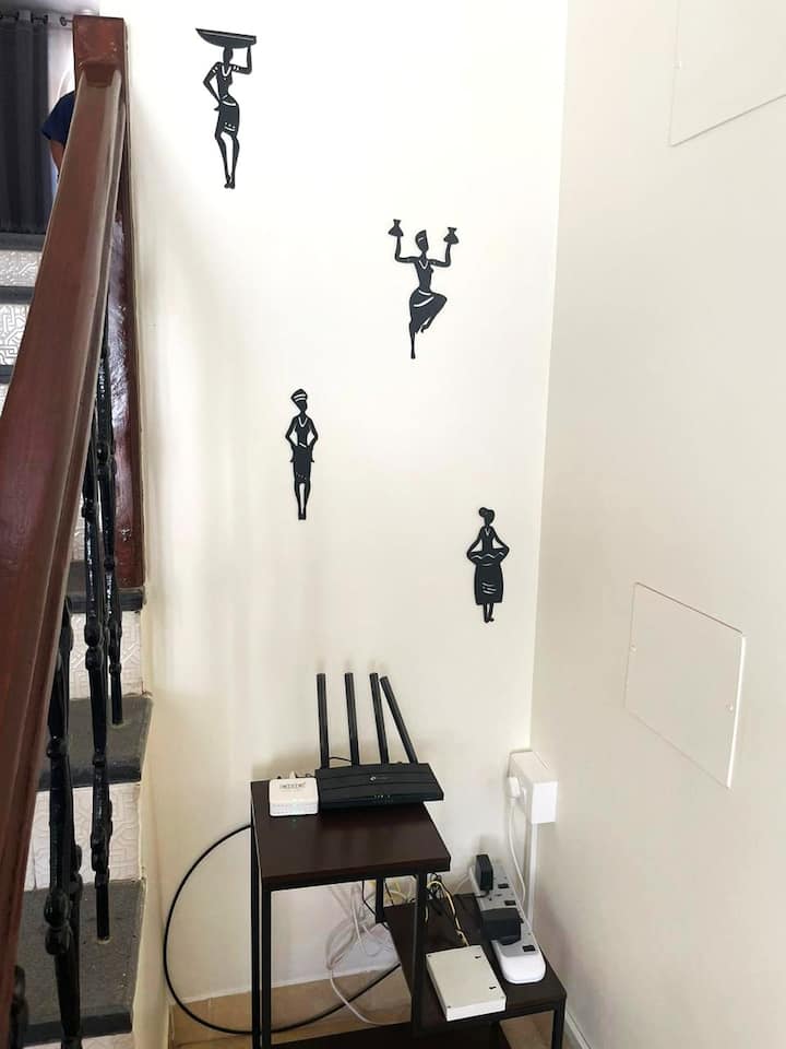Living room 2 image 3