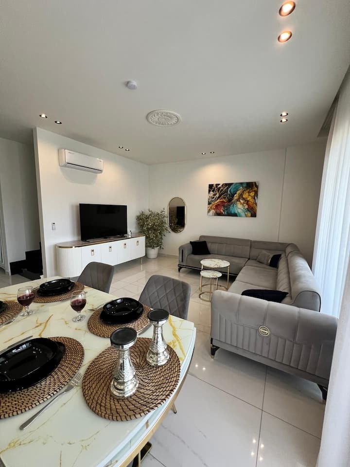 Luxury 3 Room Apartment Best Home - Turčija