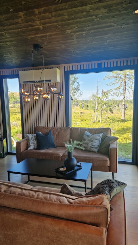 Modern cottage idyll on Budor