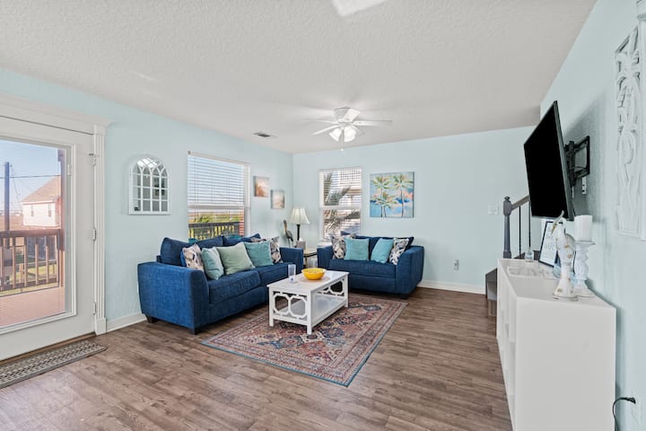 Walk To Beach | Sunset Bay Views | Pet Friendly - Surfside Beach, TX
