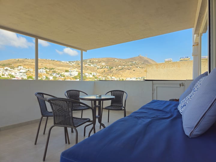 Liberty Roof House Cozy Apartment - Сирос