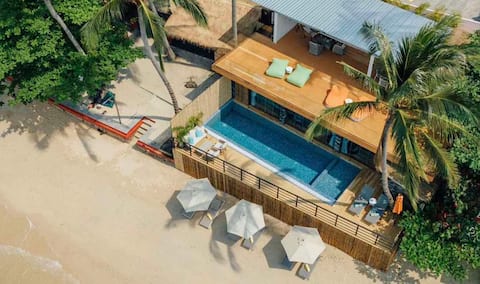 Sea&Sky Luxury Villa -absolute beachfront