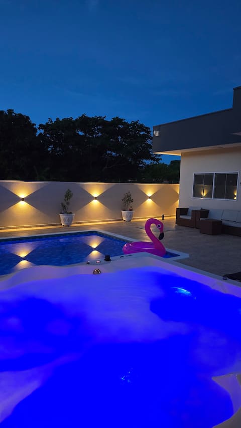 Casa Paraíso | Jacuzzi + Heated Pool | Resort