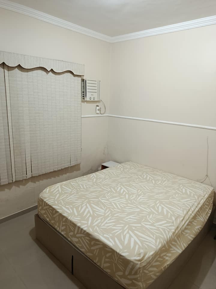 غرفة النوم 2