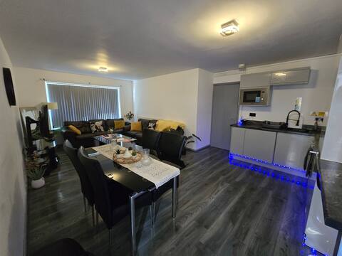 Successful Airbnb property: Lovely Ground Floor 3 Bed Apartment QEH Birmingham in Harborne