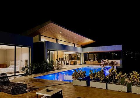 Luxurious Villa Vista Espectacular. Sauna, Jacuzzi, +