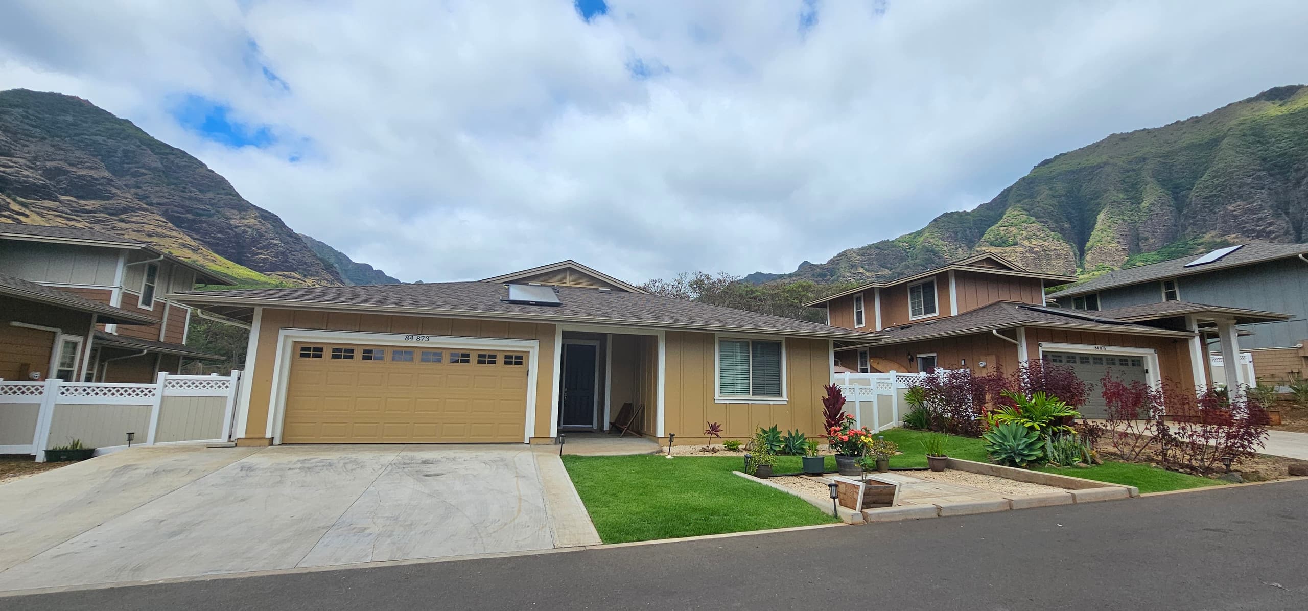 Home in Waianae · ★4.99 · 3 bedrooms · 6 beds · 2 private baths - Image 92