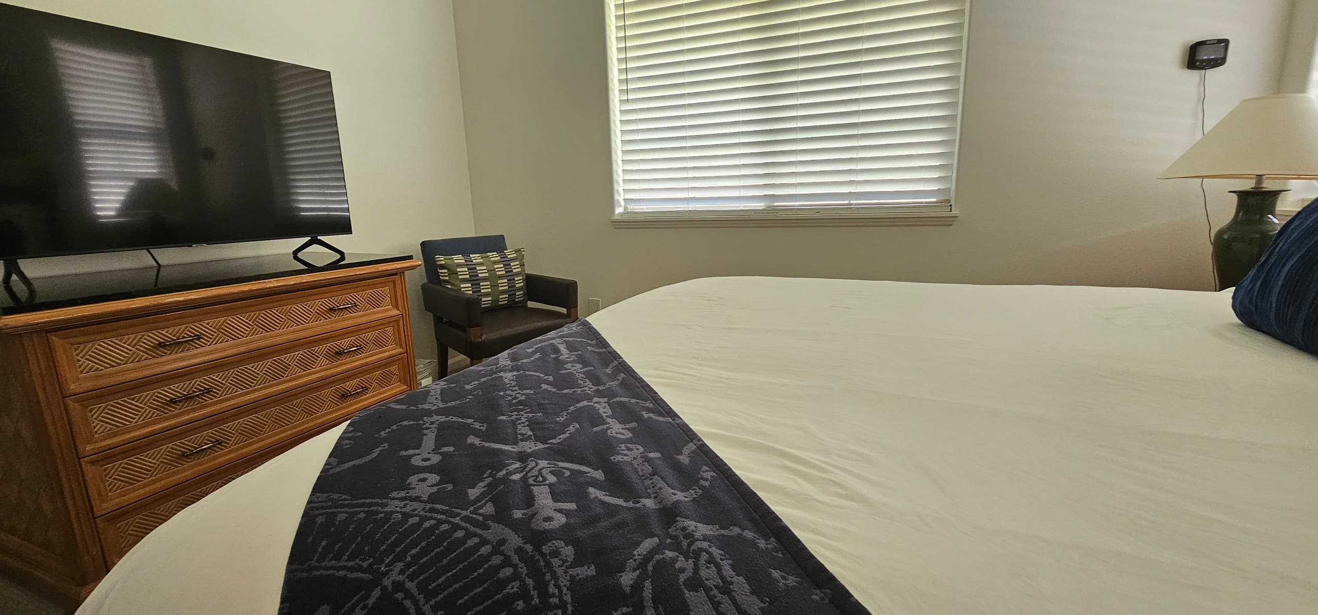 Home in Waianae · ★4.99 · 3 bedrooms · 6 beds · 2 private baths - Image 50