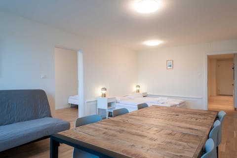 Chapel bridge view 2-bedroom apartment