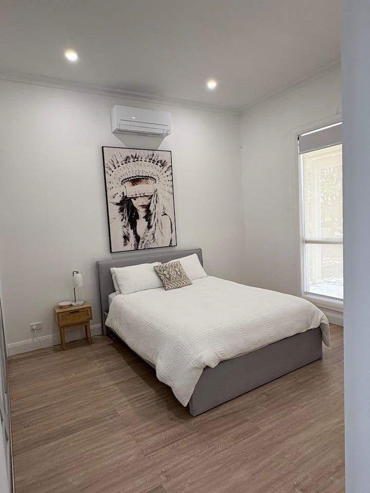 غرفة النوم 2