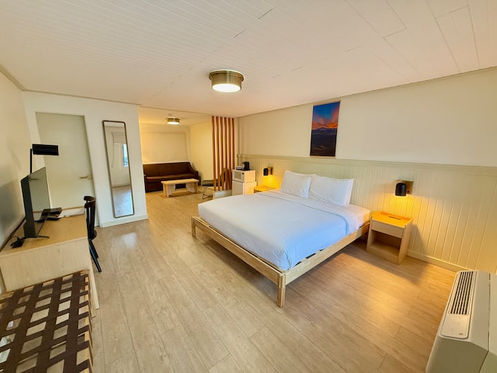 King Studio Suite - Manitou Springs, CO