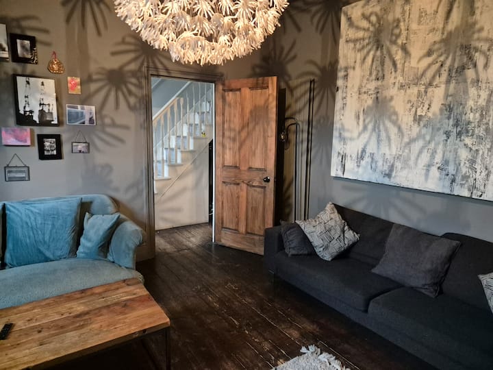 Comfortable Family Home In Leytonstone East London - Woolwich