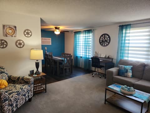 Harvest Haven's Urban Industrial- Great Location