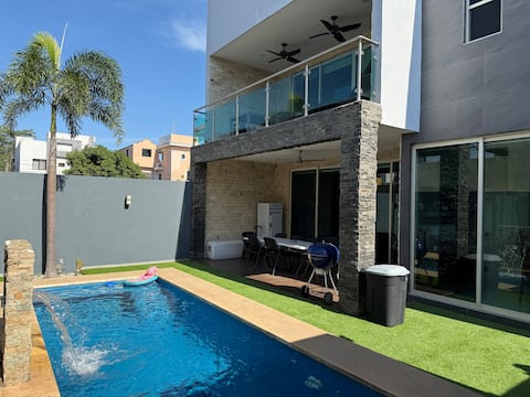 Luxury house with private pool and great comfort.