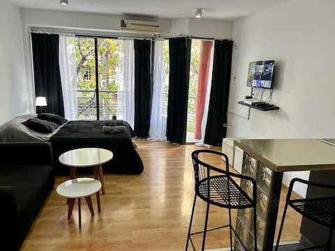 Top Airbnb: Beautiful Cozy apartment.Balcony. POOL.Near Subway en Caballito