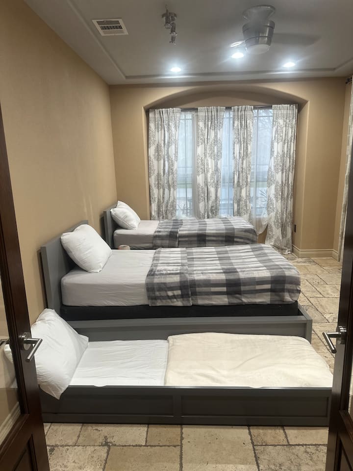 غرفة النوم 4