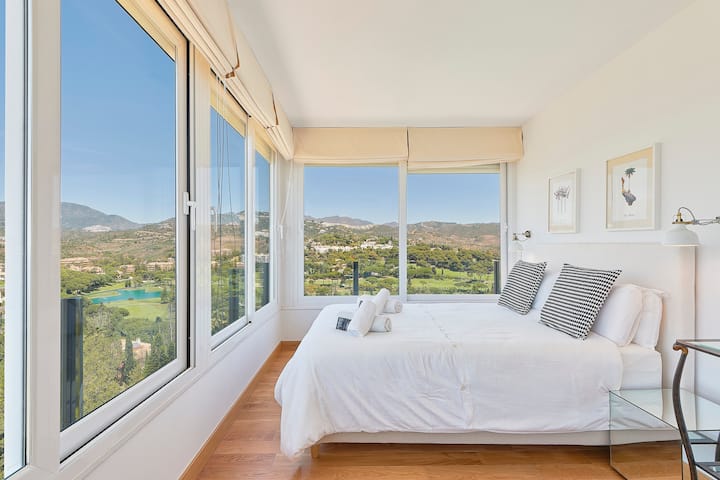 Habitación  completa con espectacular vista. by Groway Home