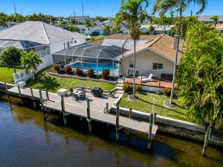 Waterfront Poolhome | Dock, Fishing & Pets Welcome - Cape Coral, FL