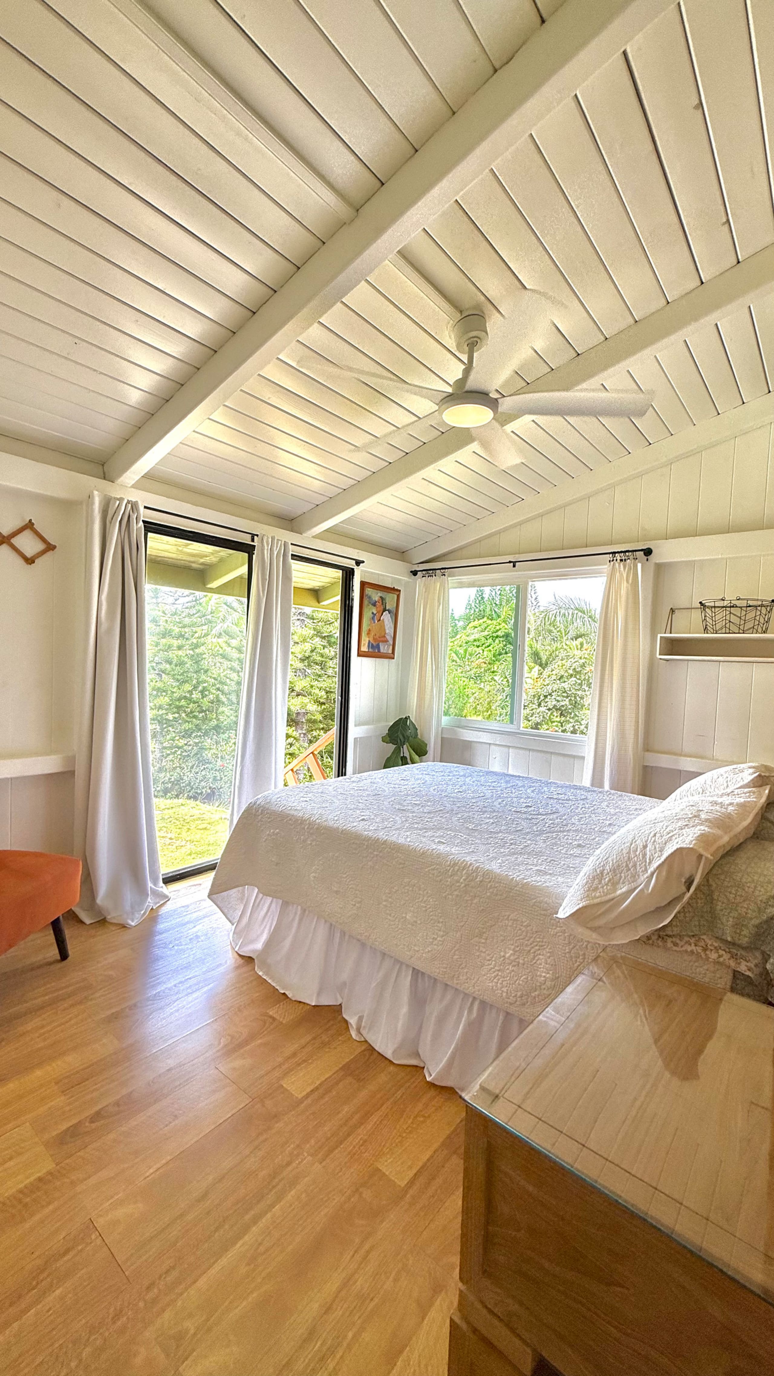 Home in Kilauea · ★4.94 · 2 bedrooms · 3 beds · 1 bath - Photo 14