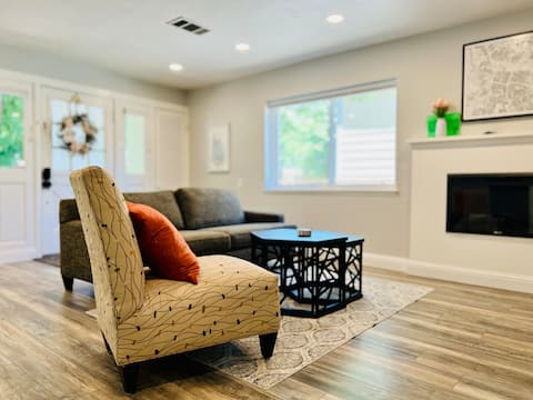 Successful Airbnb property: The Cottage at Midtown - 2bd/2ba in Midtown / Winn Park / Capital Avenue