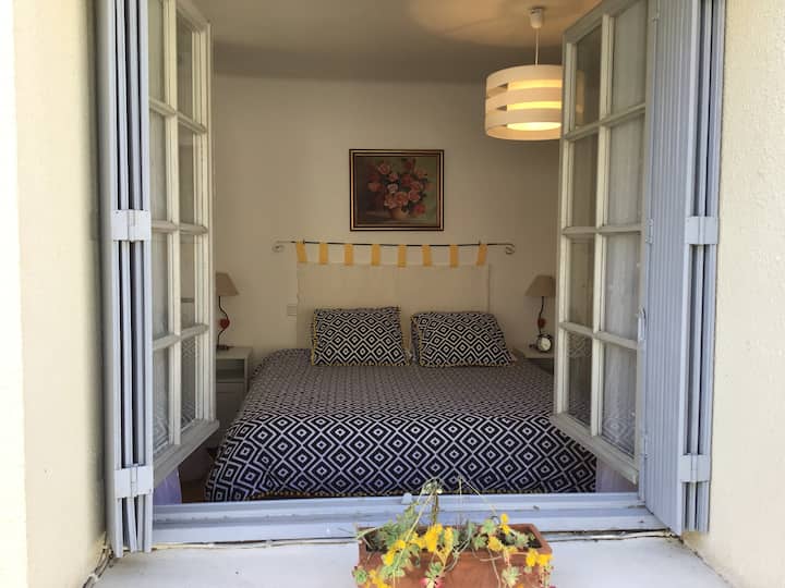 غرفة النوم 1