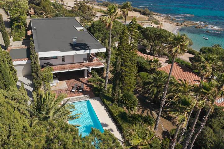 Bastien Jean Patrick Benjamin managed Airbnb listing 1