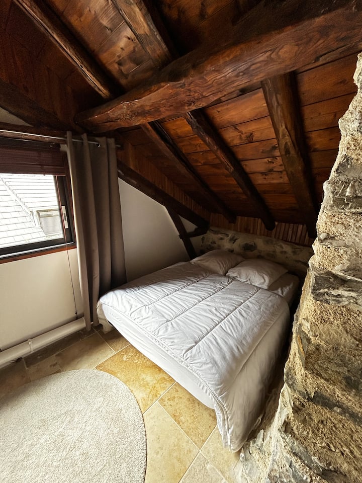 საძინებელი 3