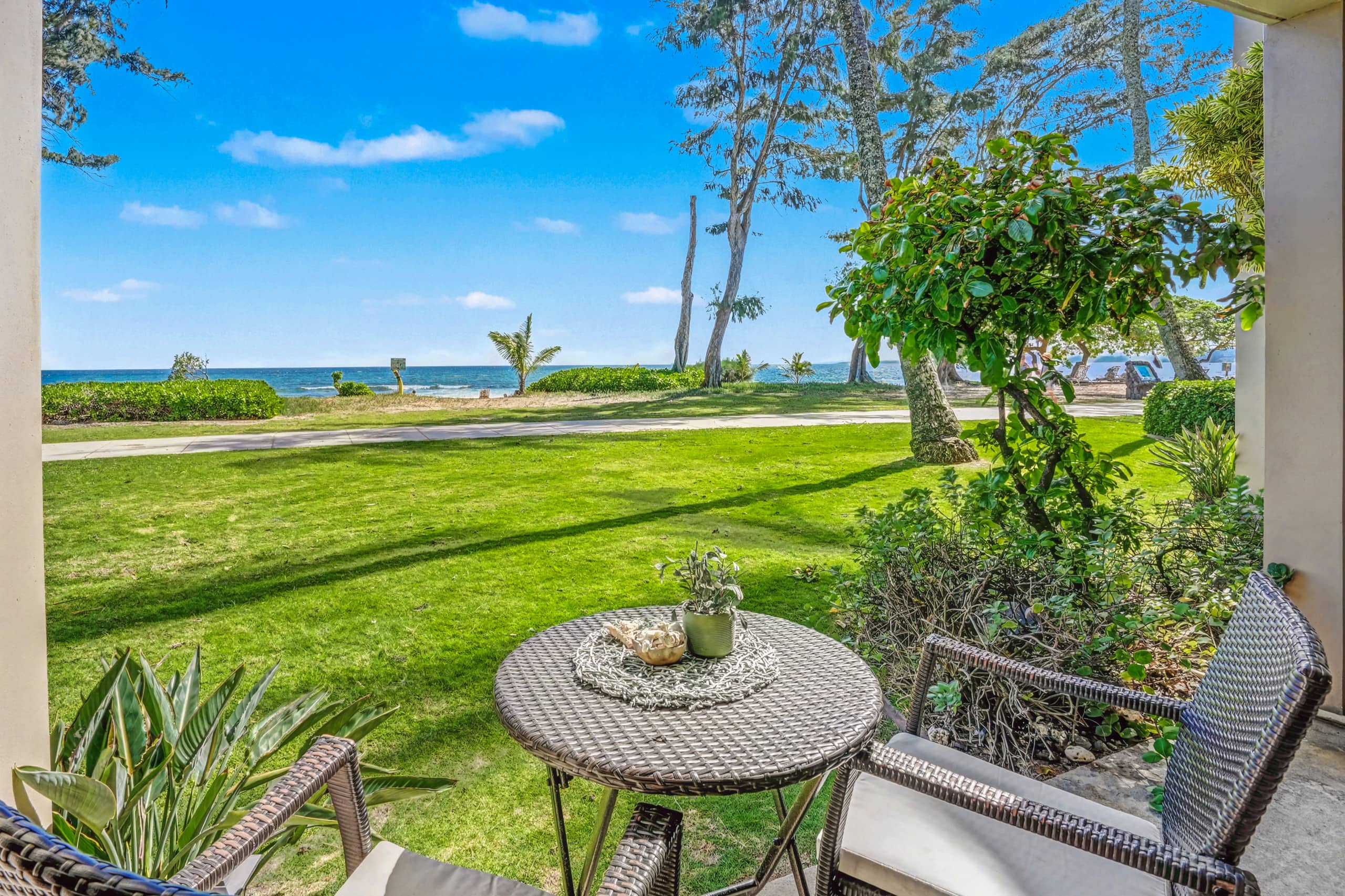 Resort in Kapaa · ★4.91 · Studio · 1 bed · 1 private bath - Image 20