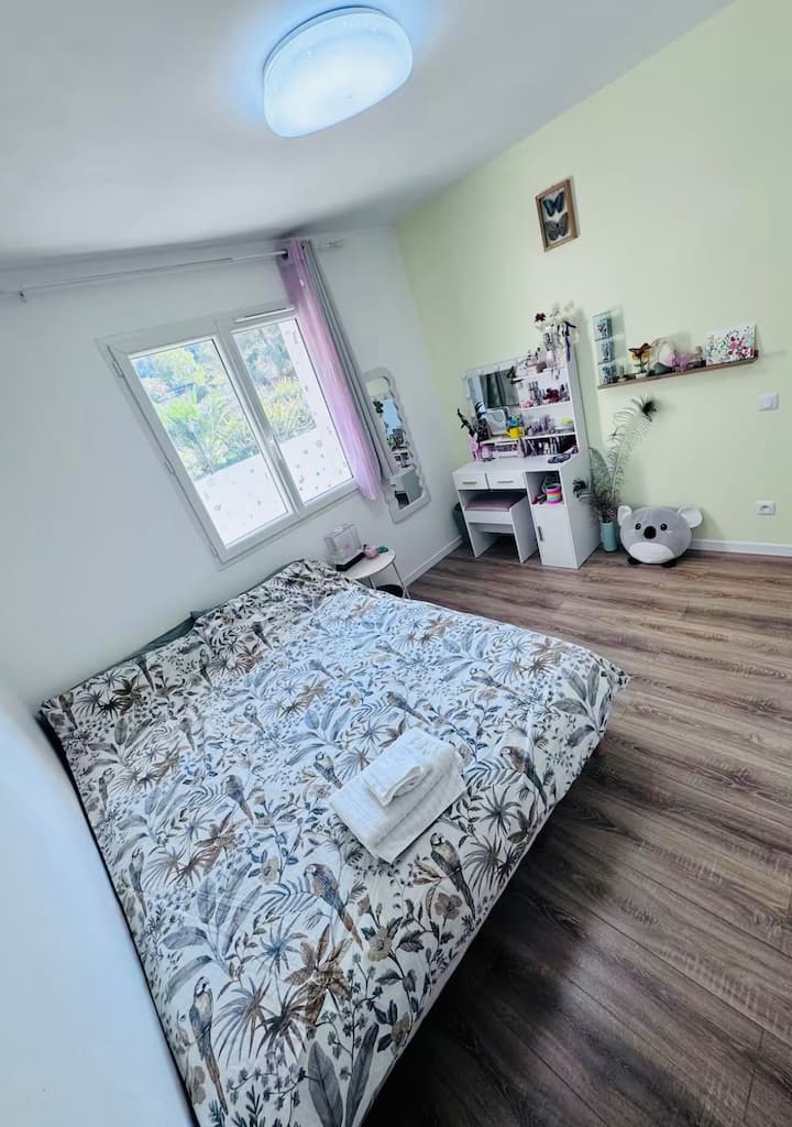 საძინებელი 1