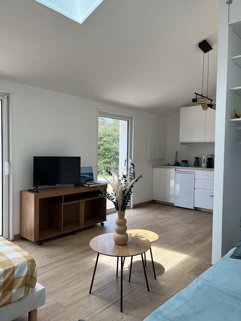Annonce Airbnb populaire: Cozy renovated studio in Seignosse with terrace à Seignosse