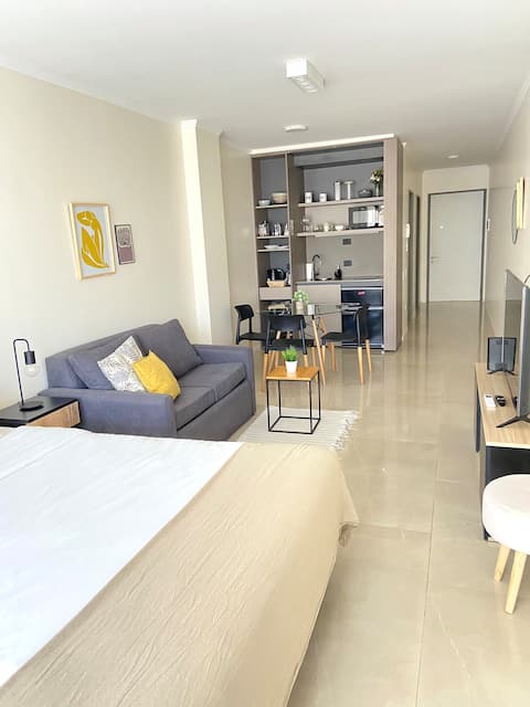 Top Airbnb: Fabulous Studio Decó Recoleta - Gym, Pool & Spa in Recoleta