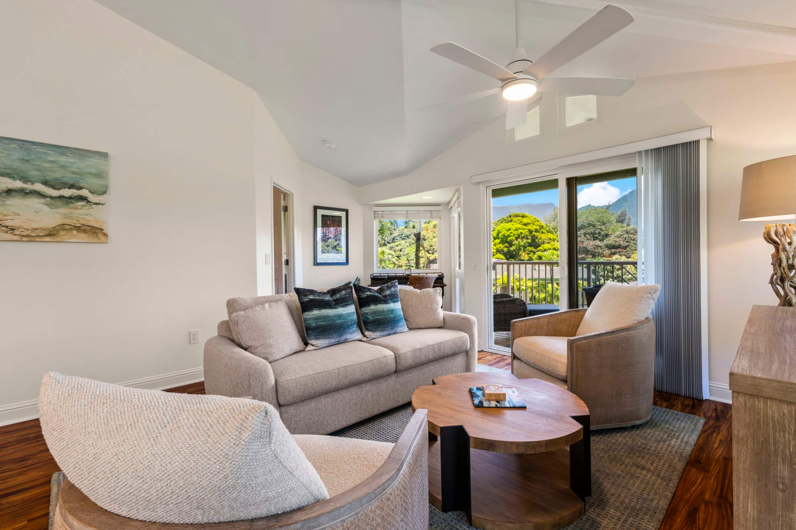 Townhouse in Princeville · ★4.96 · 3 bedrooms · 3 beds · 3 baths - Image 7