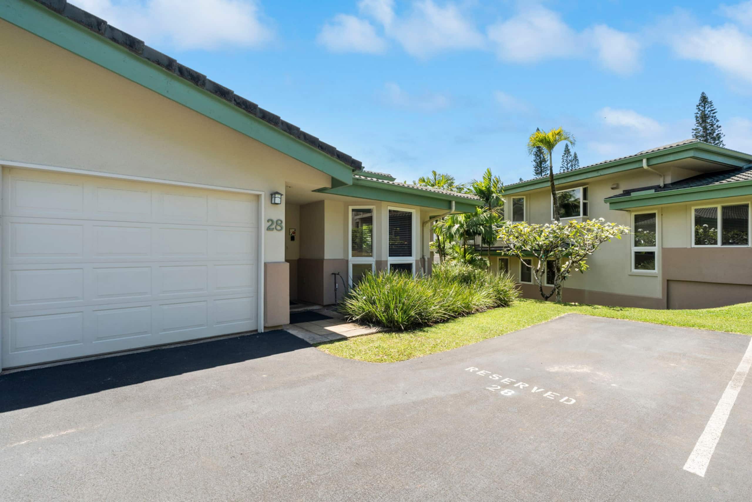 Townhouse in Princeville · ★4.96 · 3 bedrooms · 3 beds · 3 baths - Image 55
