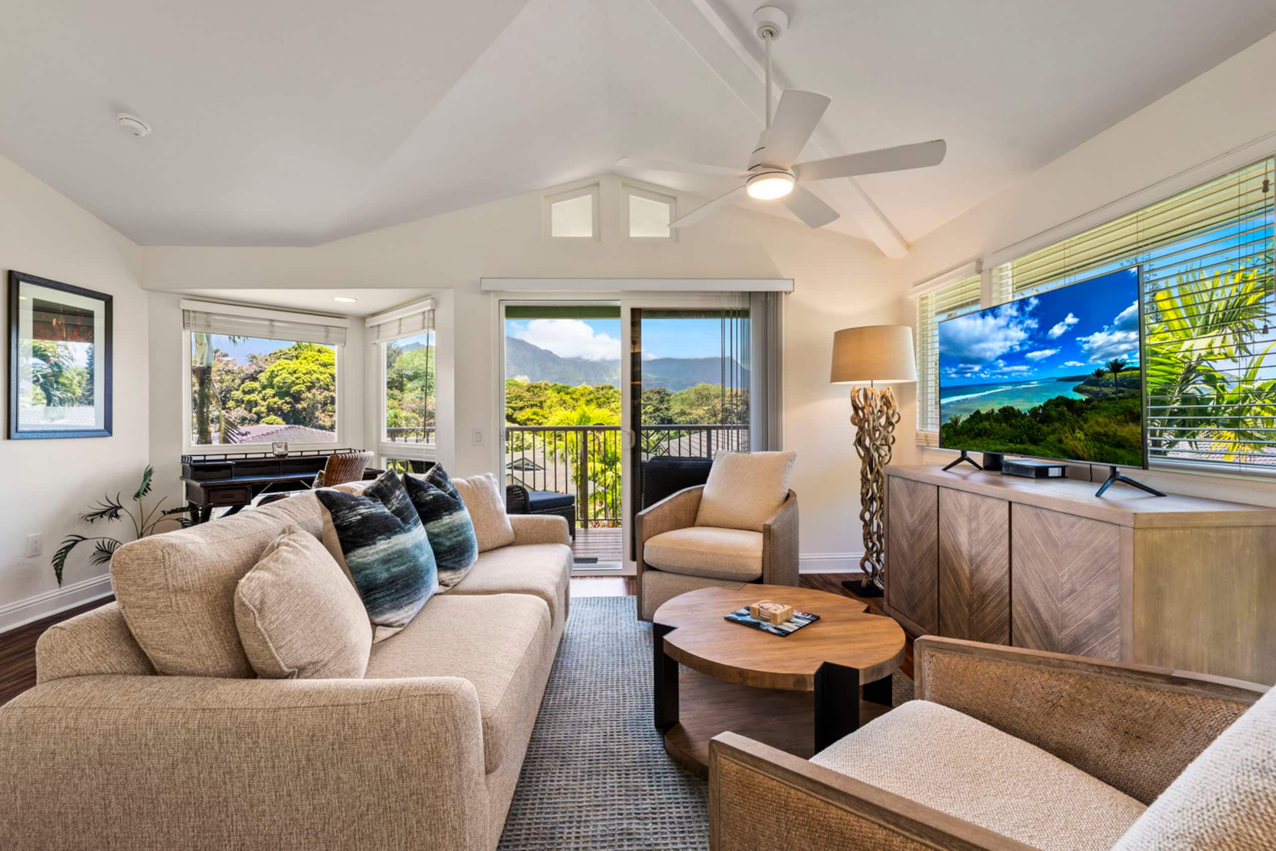 Townhouse in Princeville · ★4.96 · 3 bedrooms · 3 beds · 3 baths - Image 2