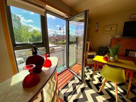 Top Airbnb: Kelham Retro, Fab, Friendly and Fun ! in Bradfield