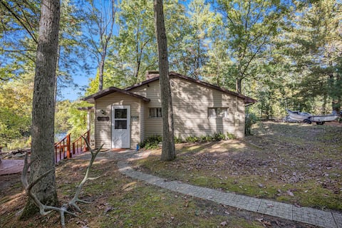 Riverfront Bungalow - Fort Knox