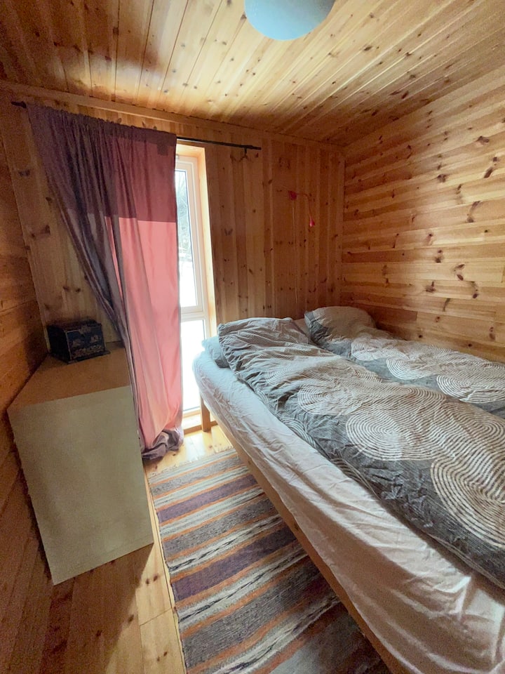 საძინებელი 2