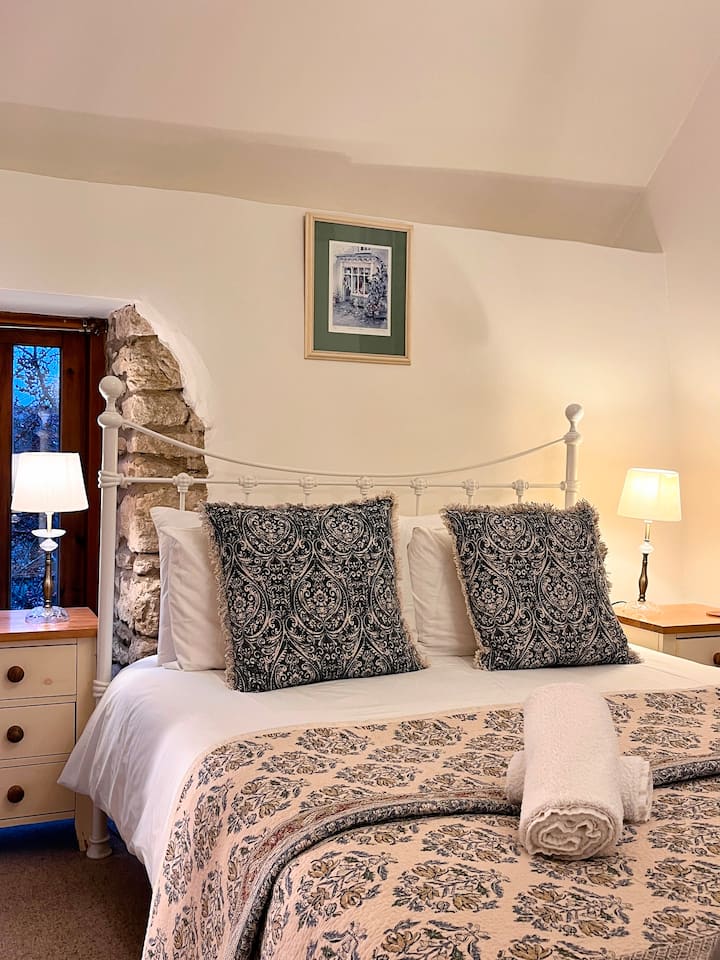 غرفة نوم مزدوجة مريحة 