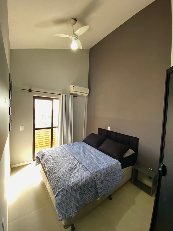 Cama doble: 1,38 x 1,88 m