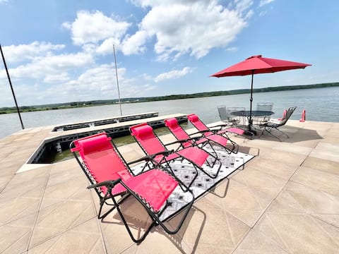Monkey Island Lakefront | Indoor Hot Tub | Dock