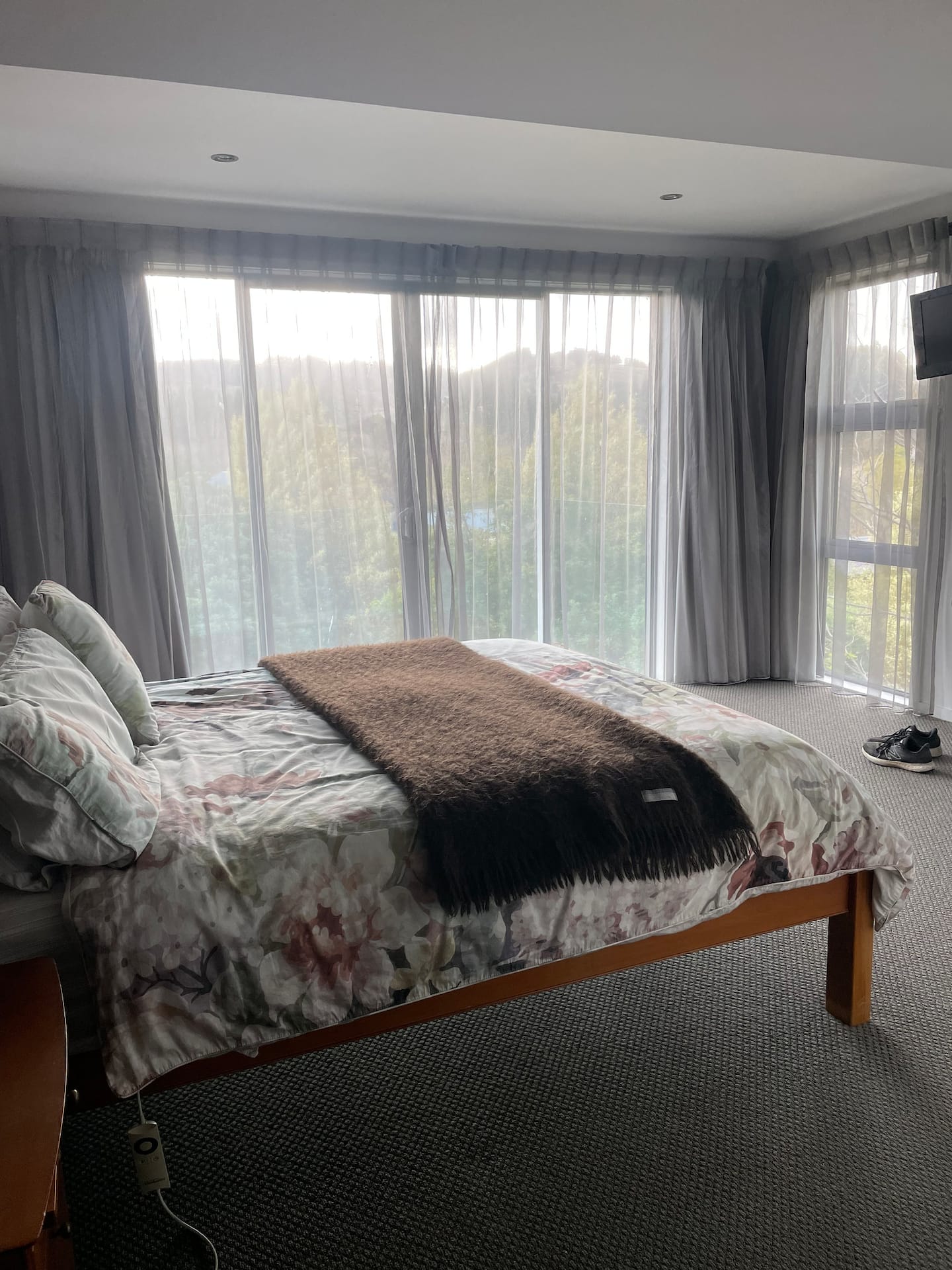Comfortable Spacious Home 4