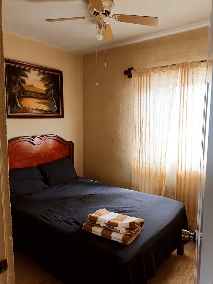 غرفة النوم 2