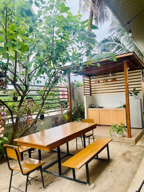 Family Room-Dennz Guesthouse-Bantayan Island