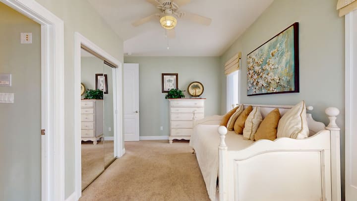 Bedroom 5 on 2nd Floor.   Twin Daybed with Twin Pop-Up Trundle Bed.  Very flexible. Can be 1 or 2 twin beds or push together to make 1 king sized bed.