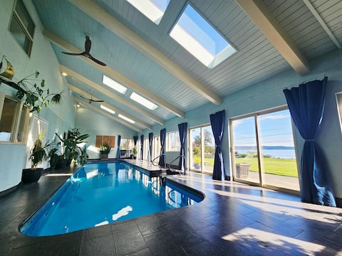 Indoor Pool w/ Amazing Waterfront Views & Hot Tub