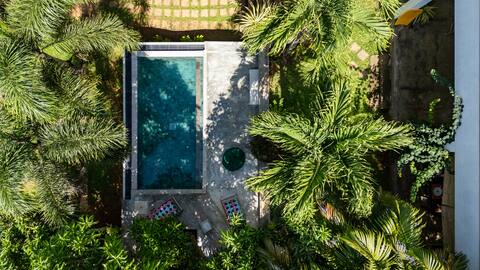 Gorgeous Villa with Pool just 100m to Hidden Beach